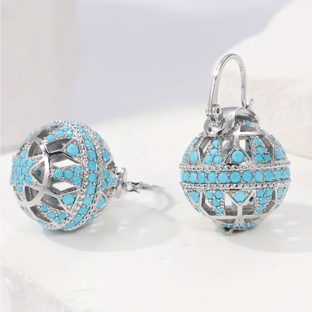 Turquoise Globe Dangle Earrings Silver Tone Southwestern Boho